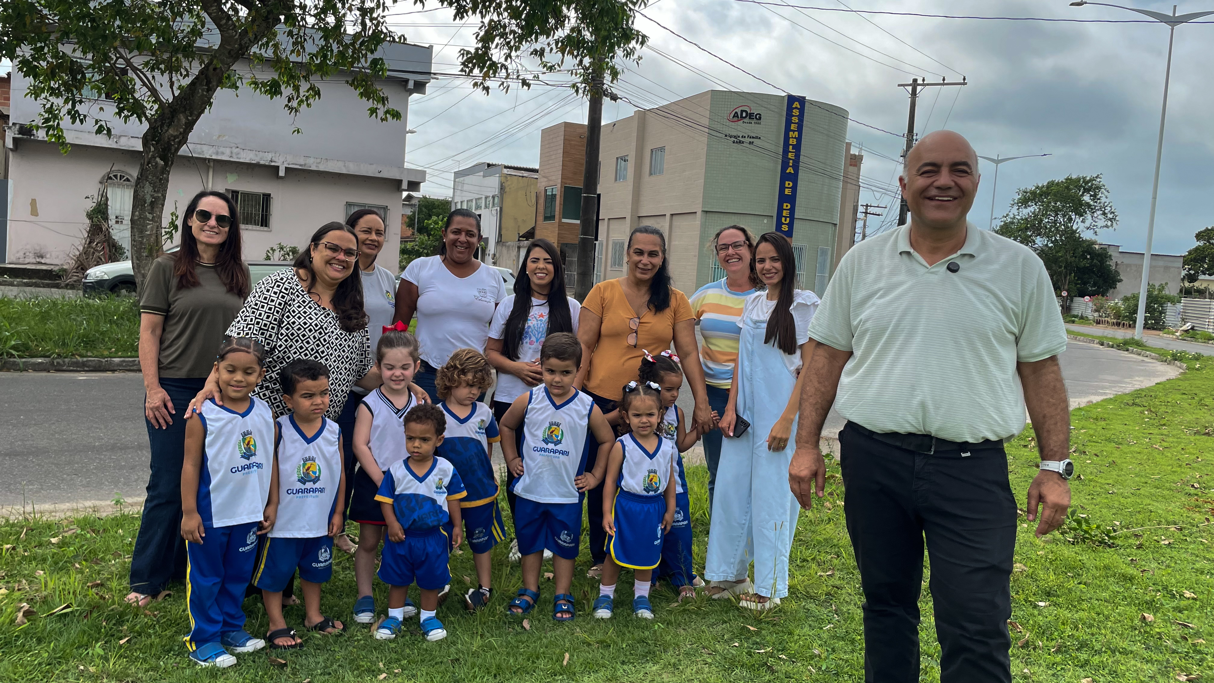 Projeto de arborização - Plantio de ipês 