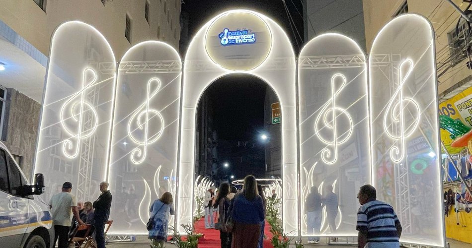 Festival Guarapari de Inverno movimenta o primeiro final de semana com cultura, música, gastronomia e decoração!